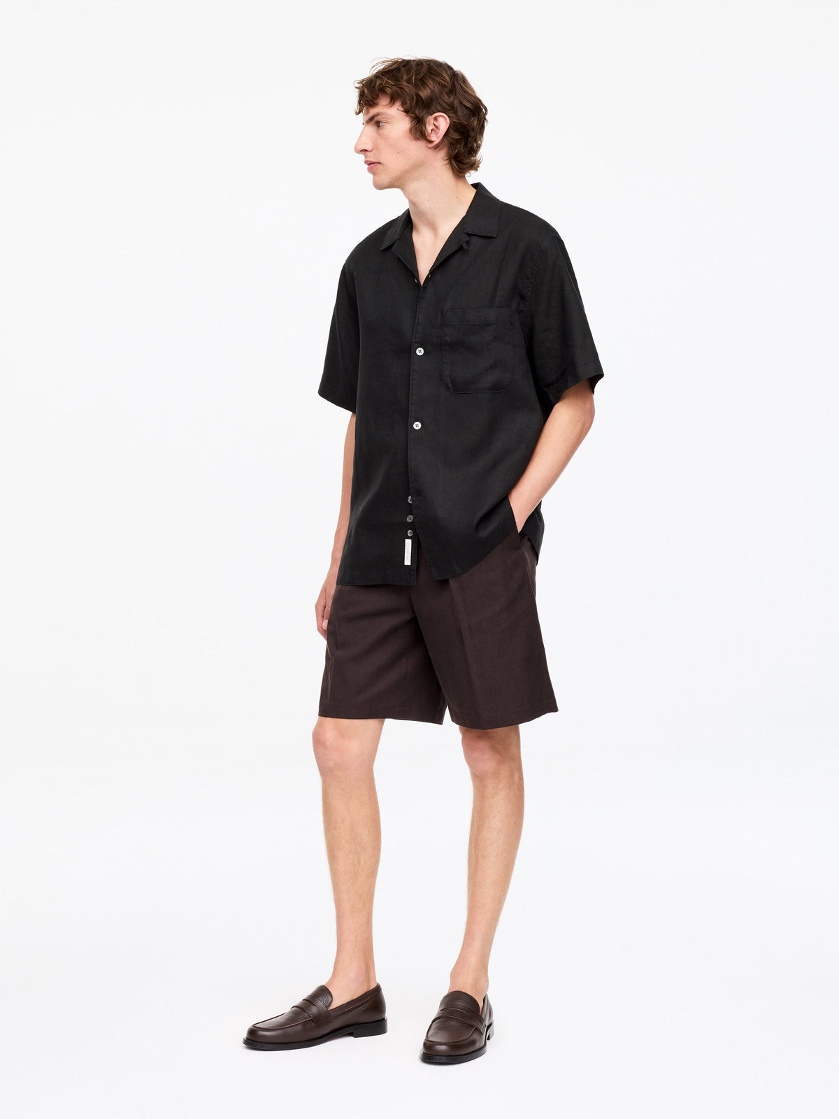 Relaxed Linen Resort Shirt - Black - Image 2