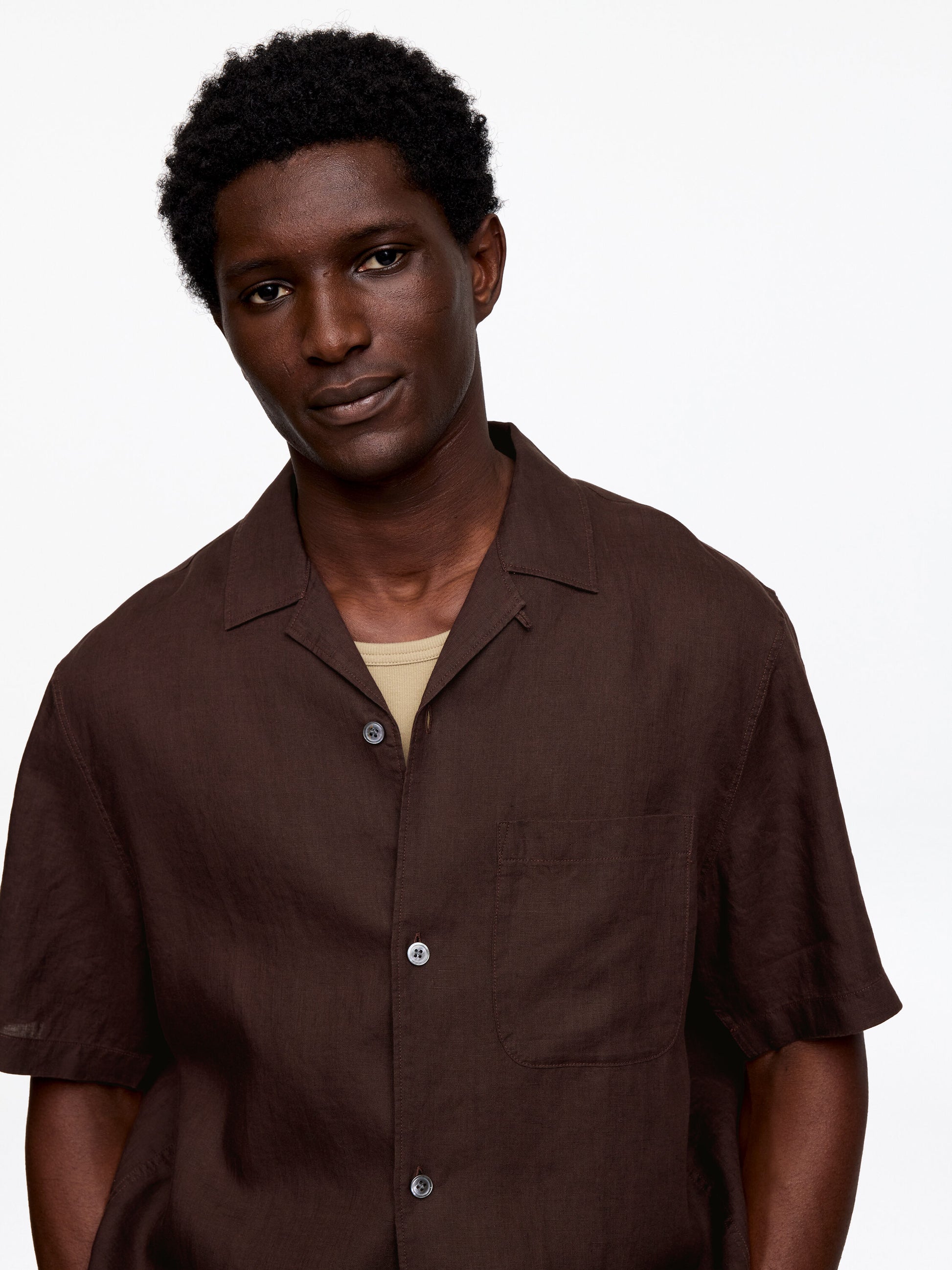 Relaxed Linen Resort Shirt - Brown - Image 4